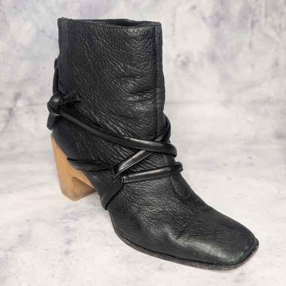 Zero + Maria Cornejo Dea Black Leather Harness Ankle Boots Wooden Clog, Size 39 - Picture 6 of 11